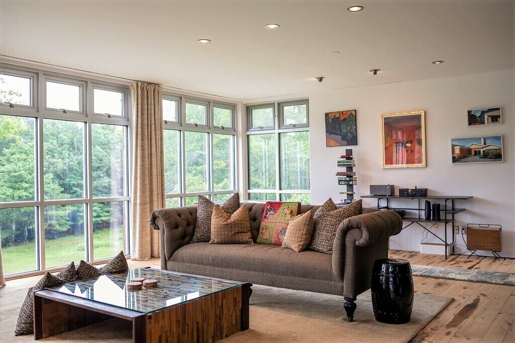 Photo of Others in Hurley