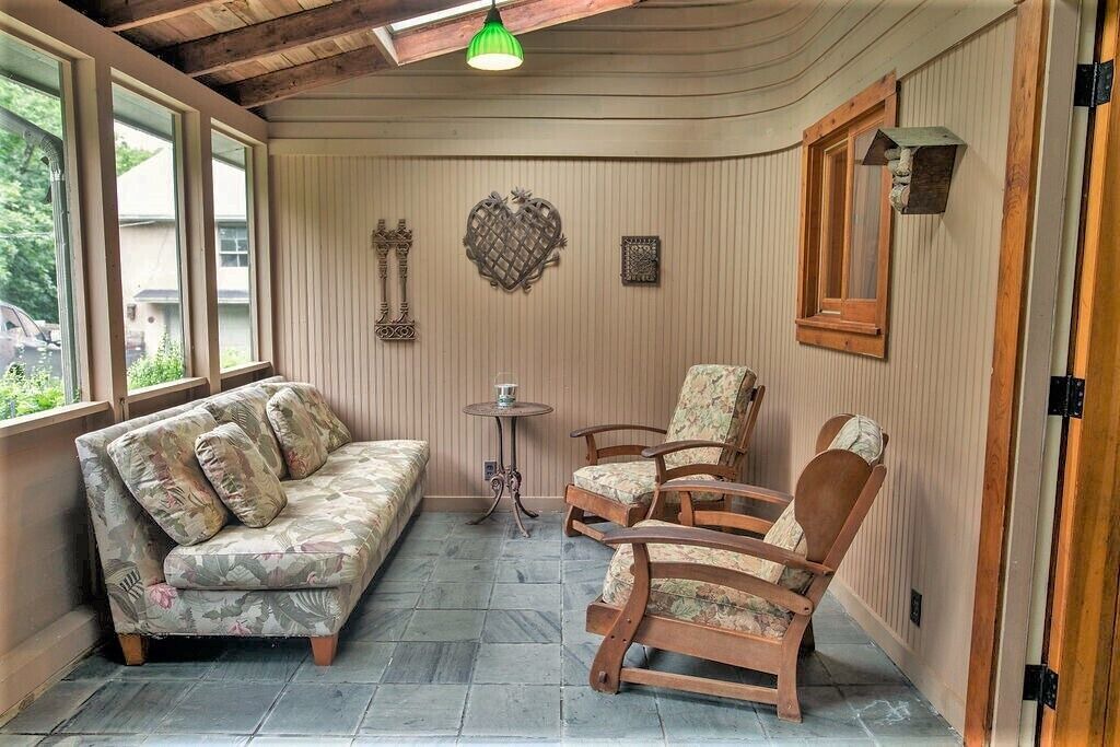 Photo of Others in Hurley