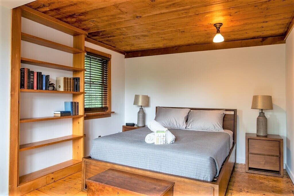 Photo of Others in Hurley