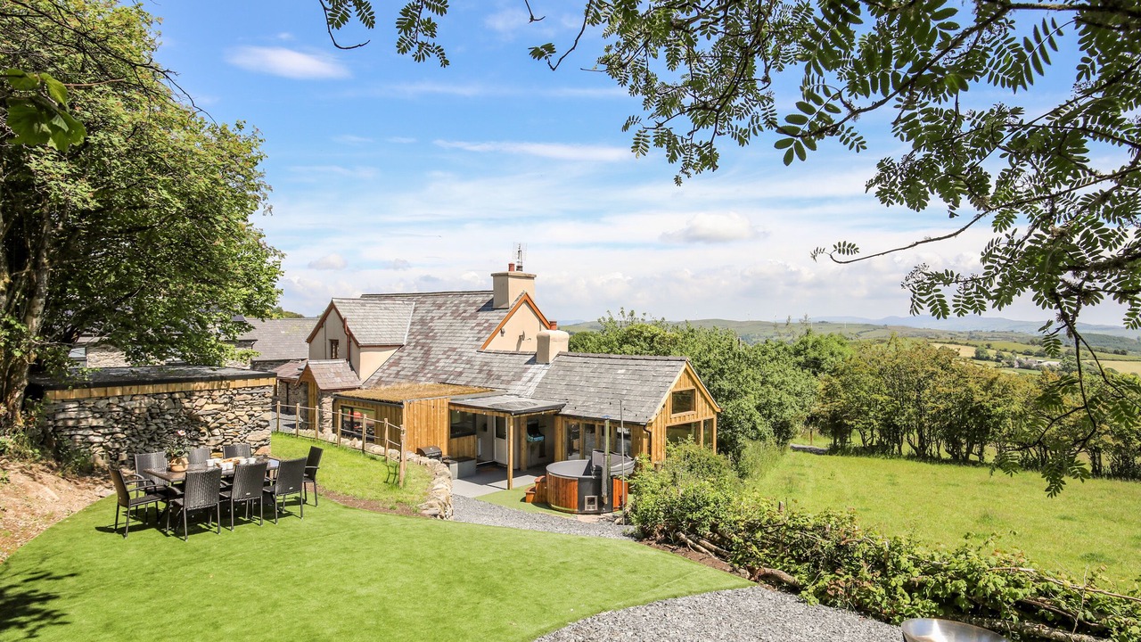 Photo of Others in Corwen