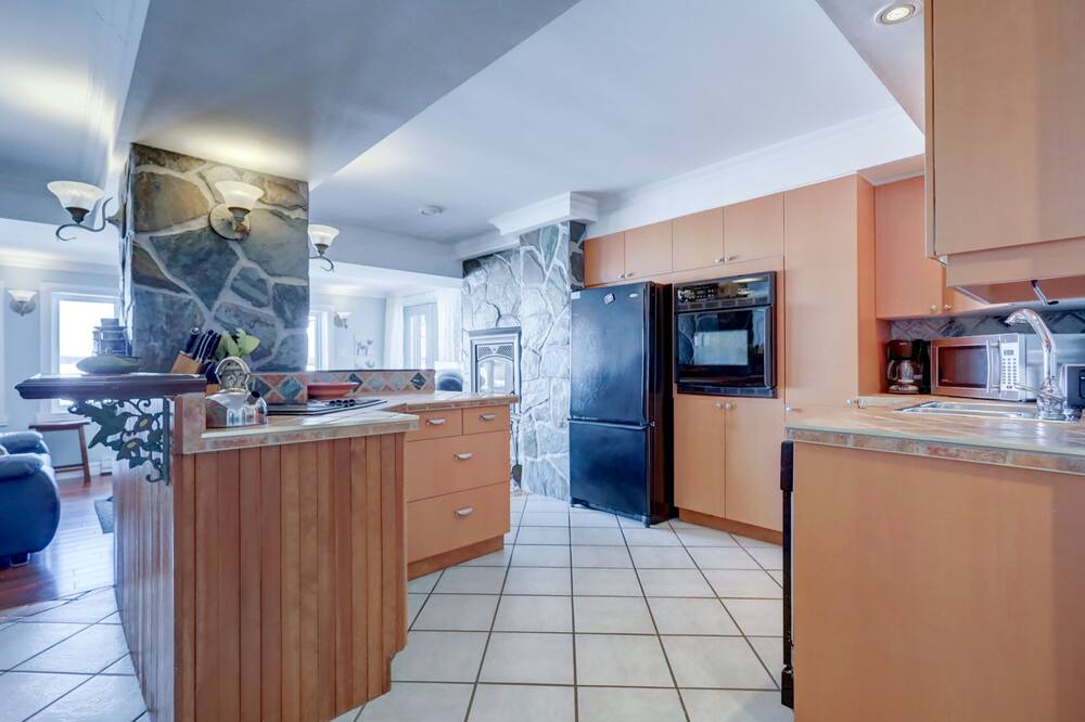 Photo of Kitchen in Pincourt