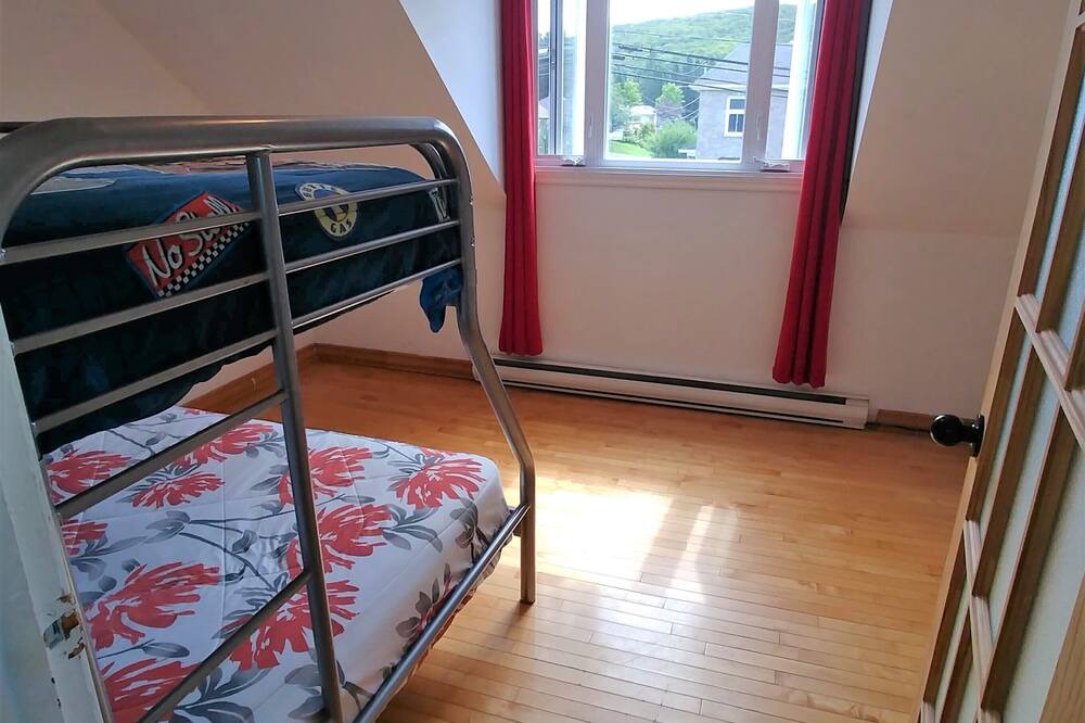 Photo of Bedroom in Notre-Dame-des-Laurentides