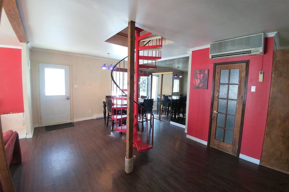 Photo of Bedroom in Notre-Dame-des-Laurentides