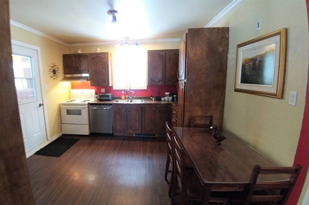Photo of Kitchen in Notre-Dame-des-Laurentides