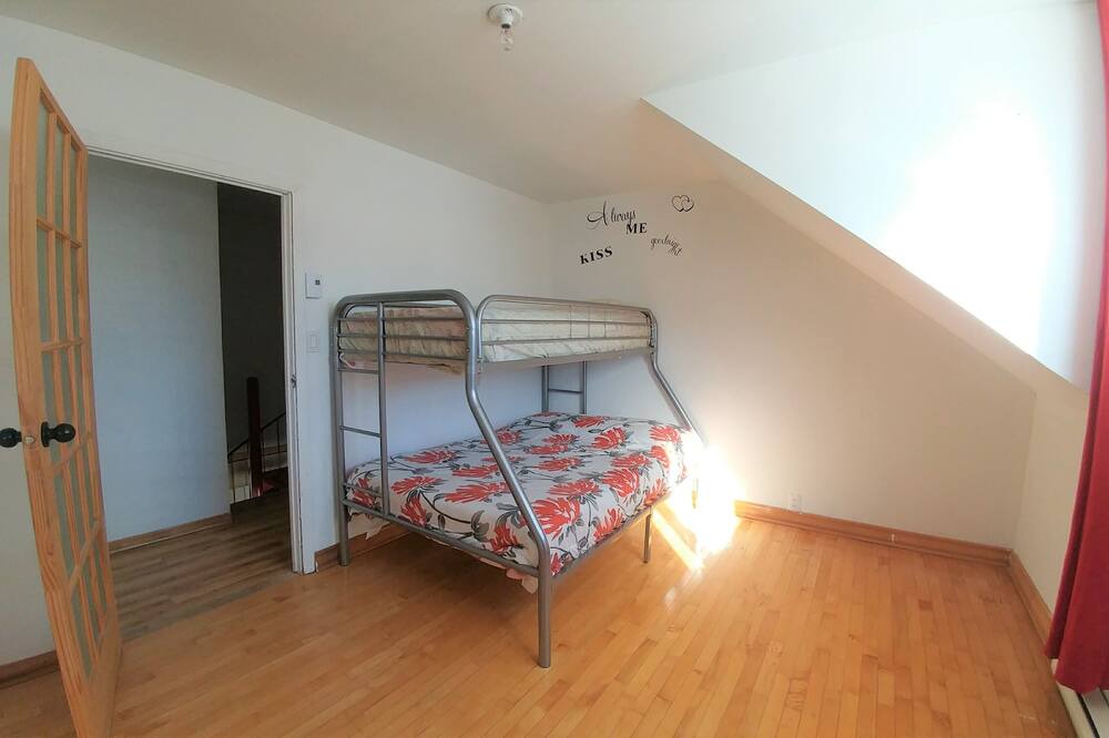 Photo of Bedroom in Notre-Dame-des-Laurentides