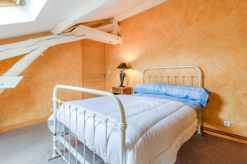 Photo of Bedroom in Montsaunes