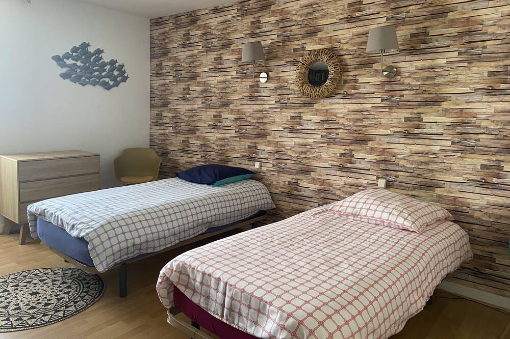 Photo of Bedroom in Paimboeuf