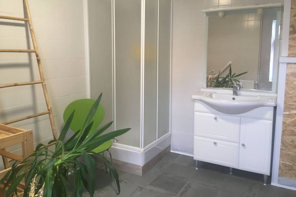 Photo of Bathroom in Paimboeuf