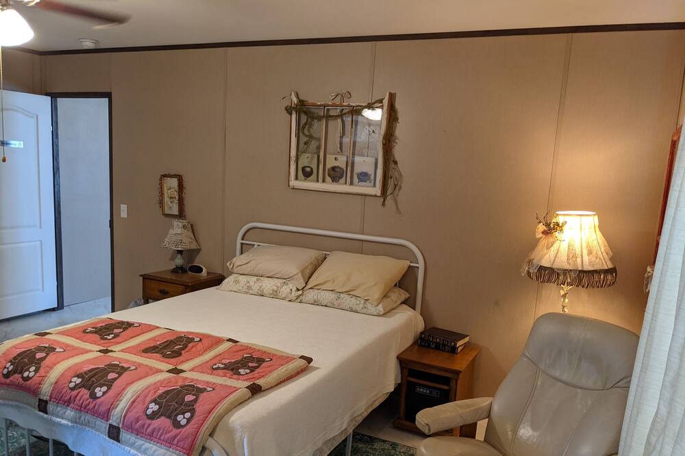 Photo of Bathroom in Quitman