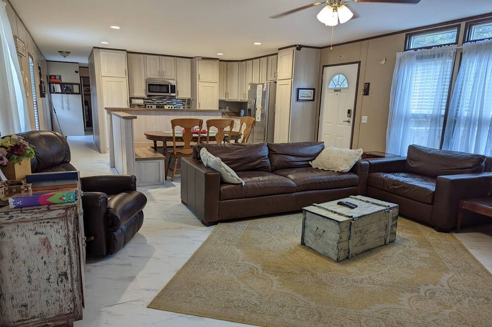Photo of Bedroom in Quitman
