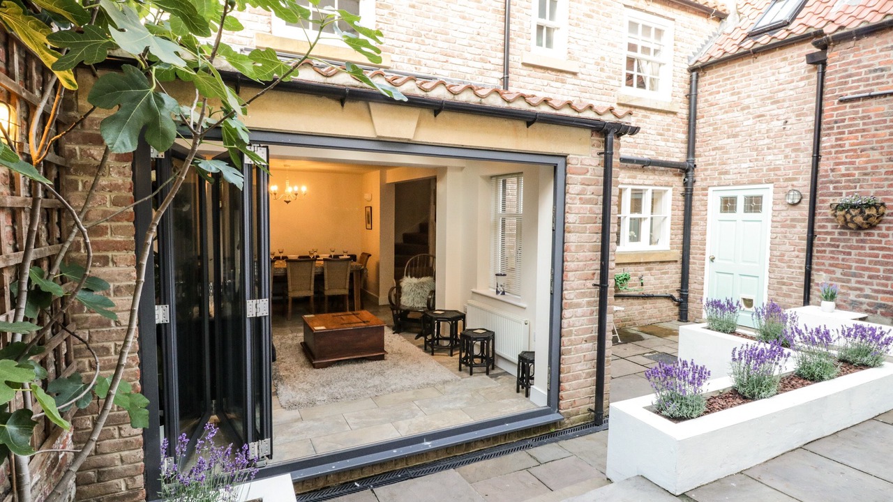 Photo of Patio Balcony in Whitby