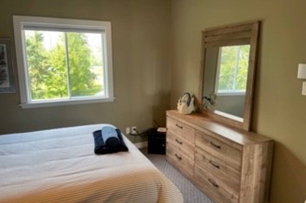 Photo of Bedroom in Plaisance