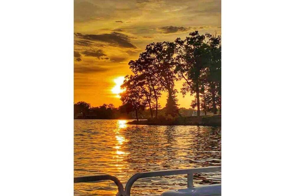 Photo of Outdoor in Lake Orion