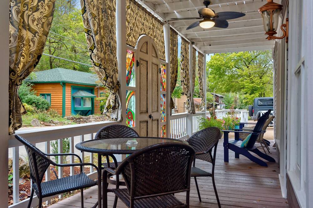 Photo of Patio Balcony in Eureka Springs Historic District