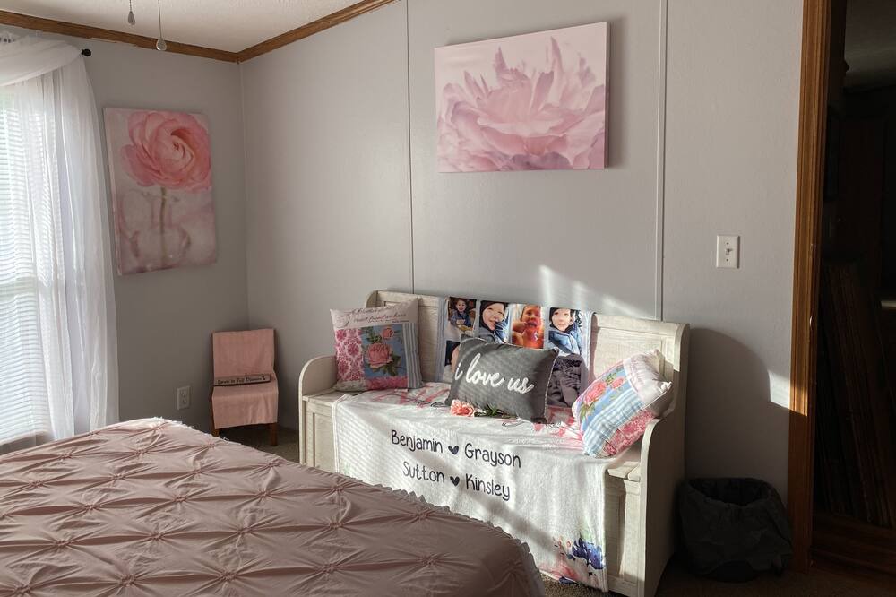 Photo of Bedroom in Tyner