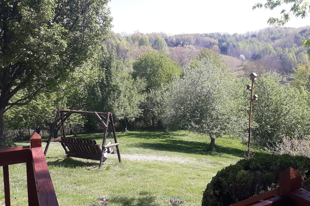 Photo of Outdoor in Tyner