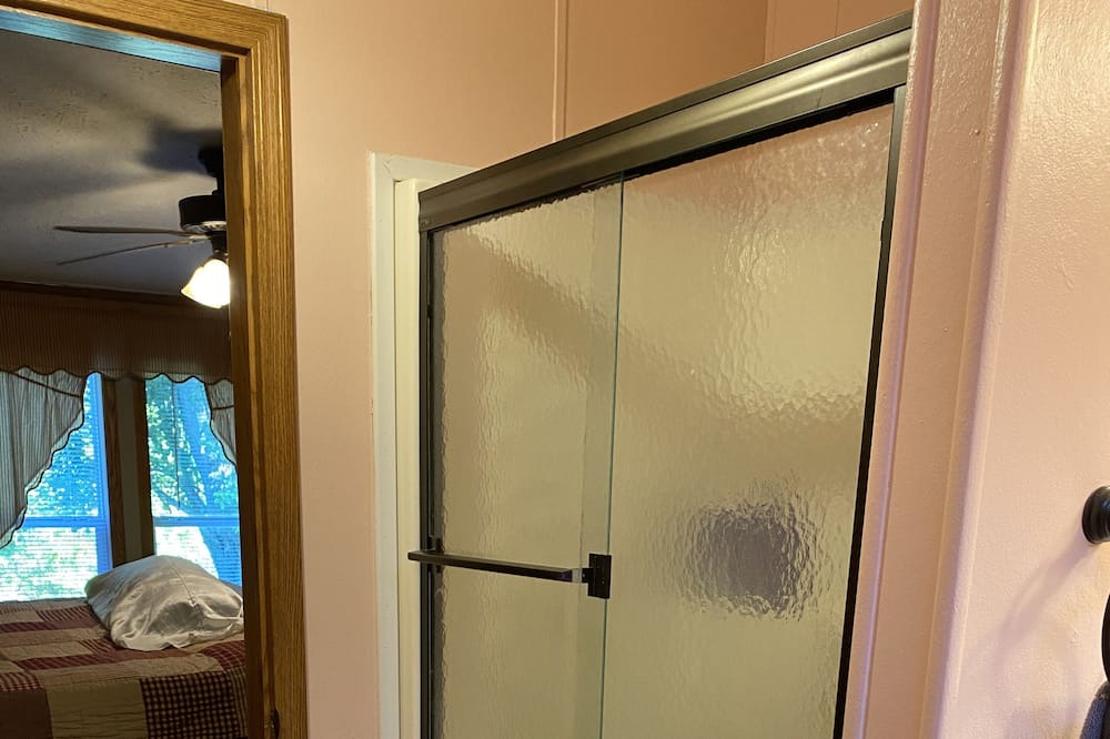 Photo of Bathroom in Tyner