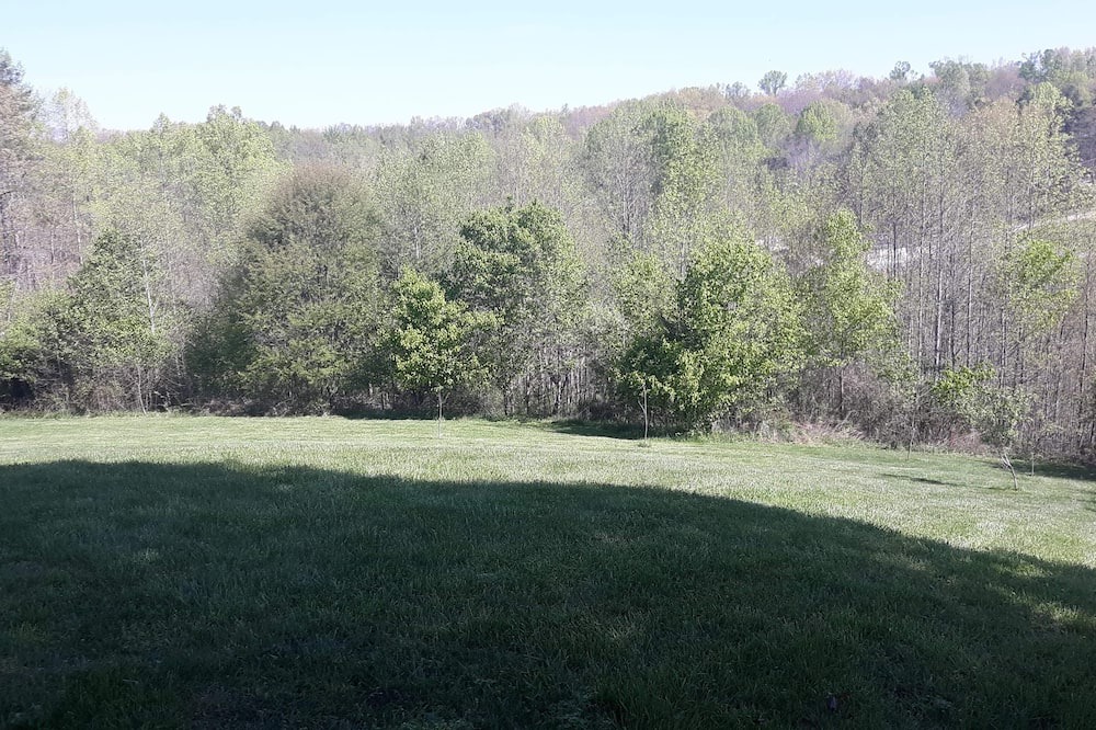 Photo of Outdoor in Tyner