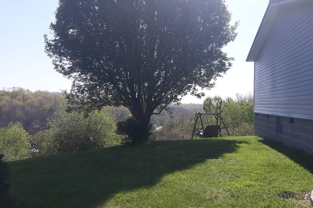 Photo of Outdoor in Tyner