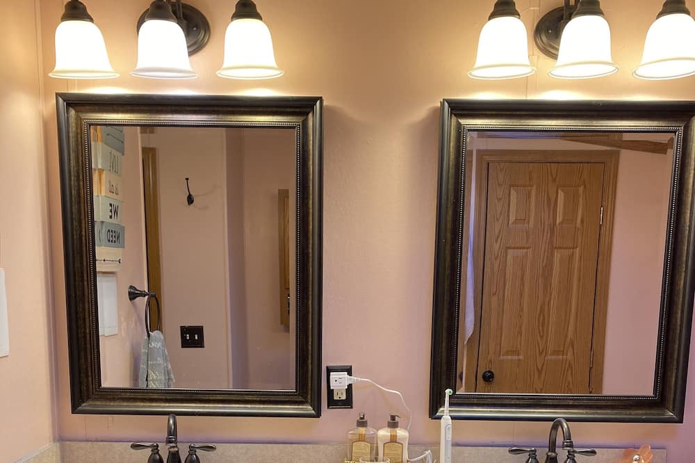 Photo of Bathroom in Tyner