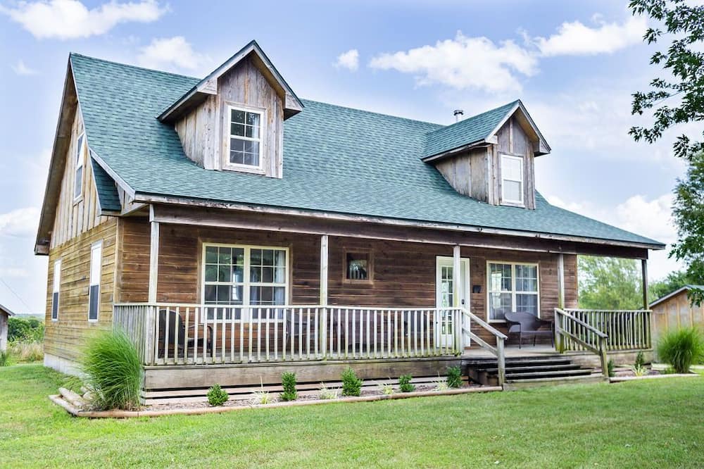 Photo of Outdoor in Brookline Station