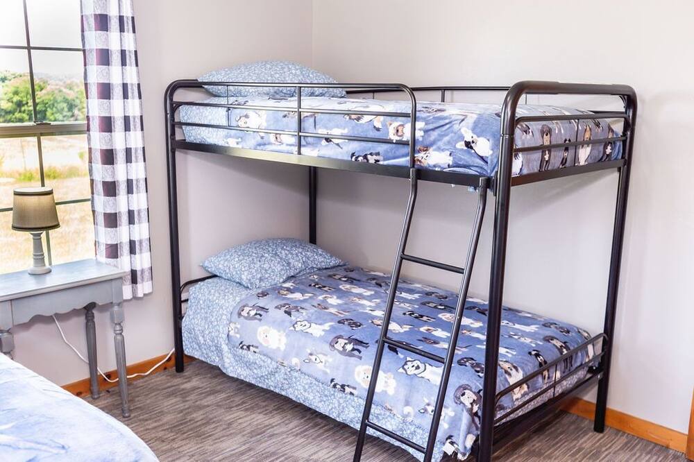 Photo of Bedroom in Brookline Station