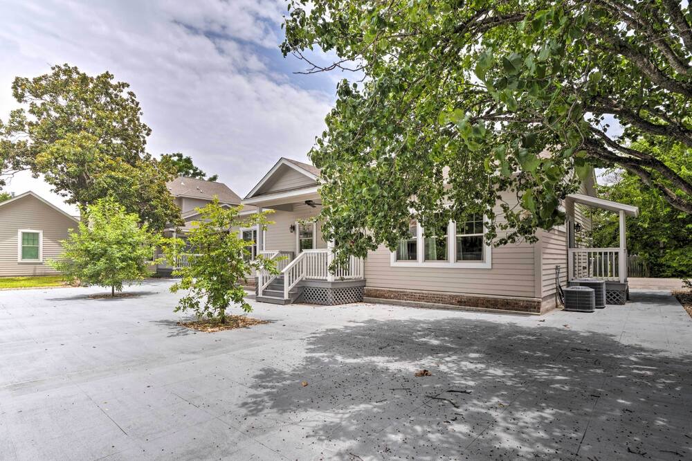 Photo of Outdoor in Bastrop