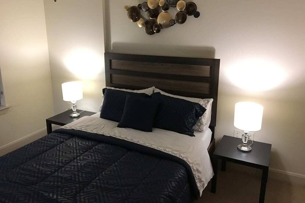 Photo of Bedroom in The Woodlands