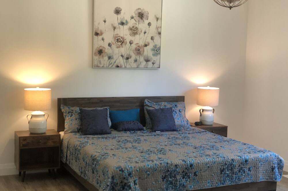 Photo of Bedroom in Kincardine
