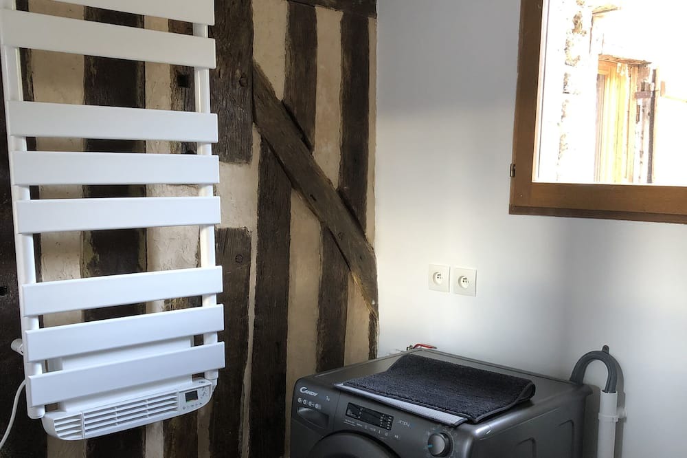 Photo of Bedroom in Genneville