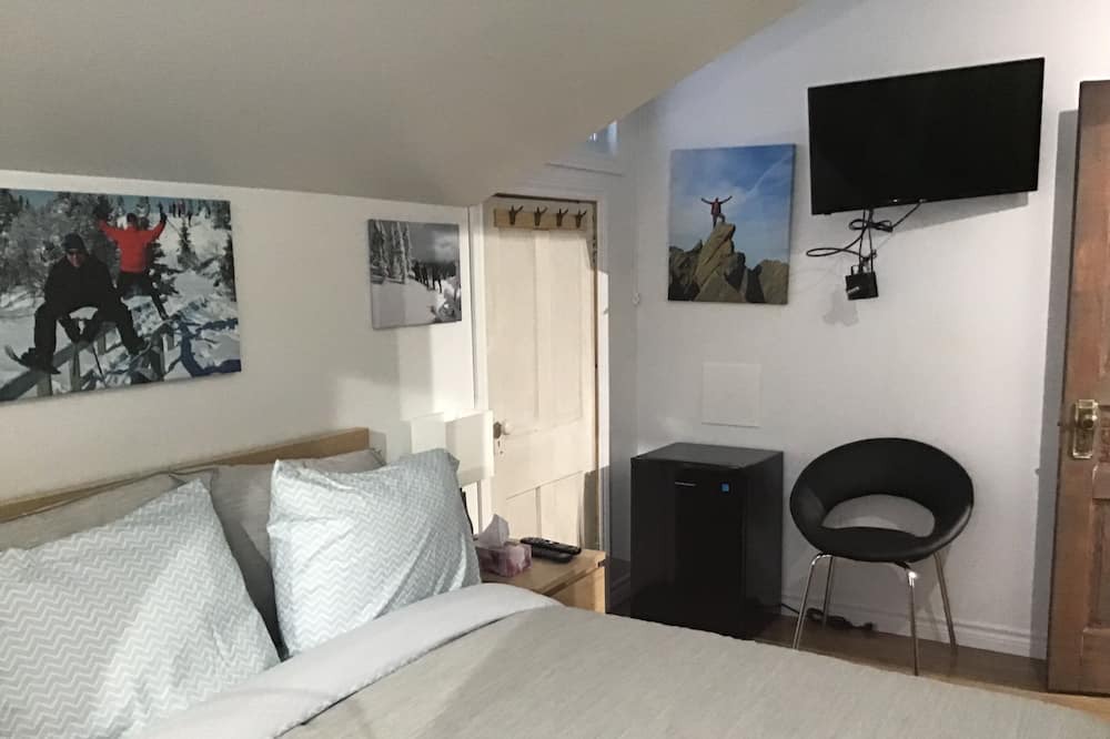 Photo of Bedroom in La Tuque