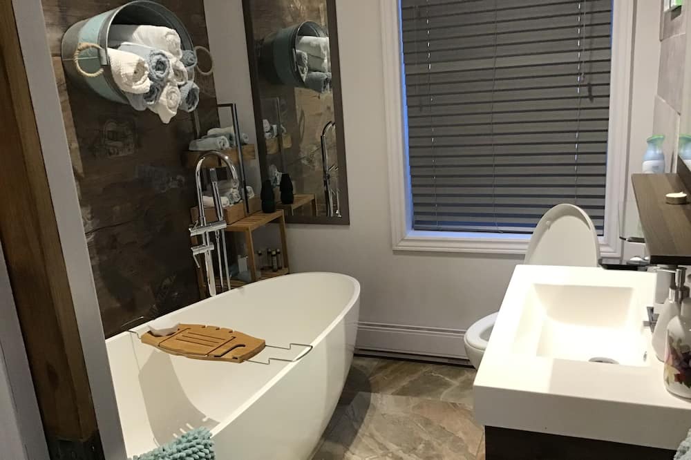 Photo of Bathroom in La Tuque