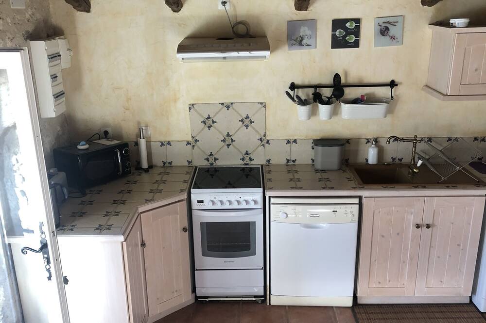 Photo of Kitchen in Mouzieys-Panens
