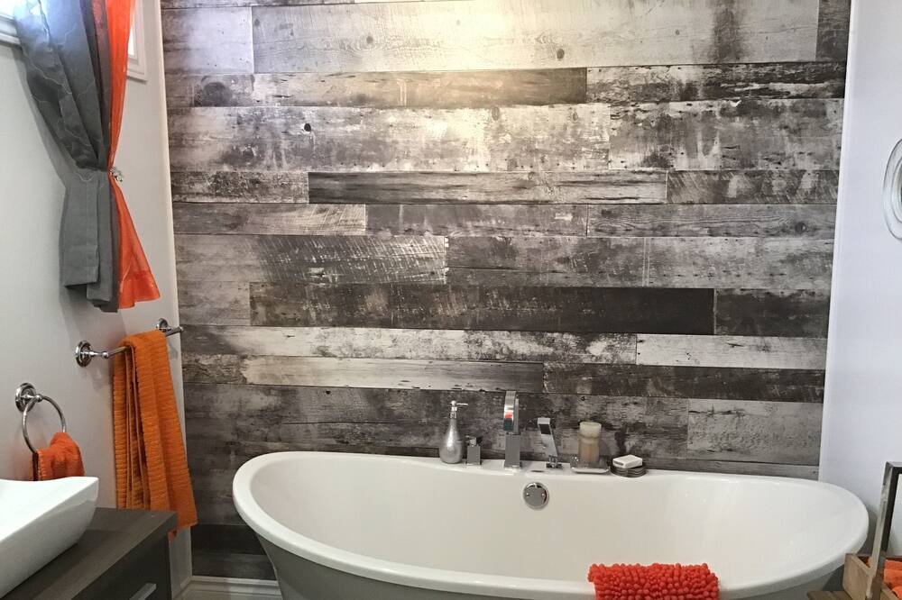 Photo of Bathroom in La Tuque