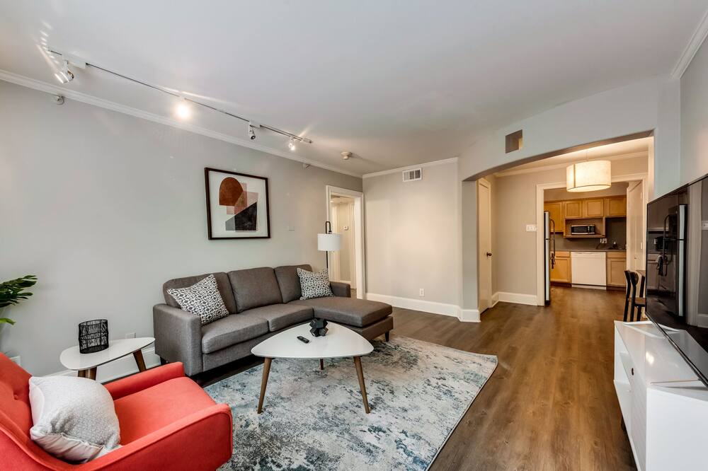 Photo of Livingroom in Oak Lawn