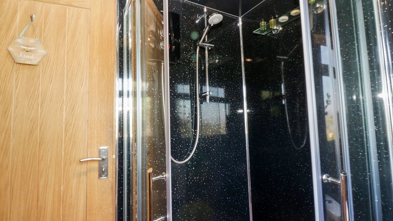 Photo of Others in Glenboig