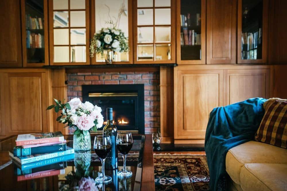 Photo of Others in Macedon