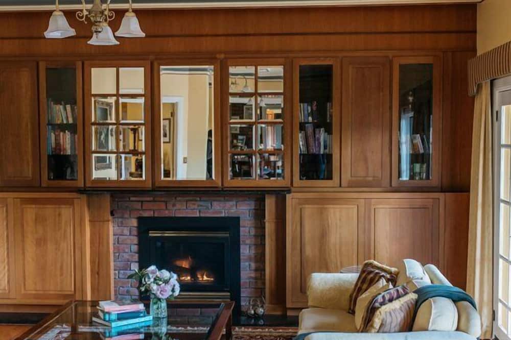 Photo of Others in Macedon