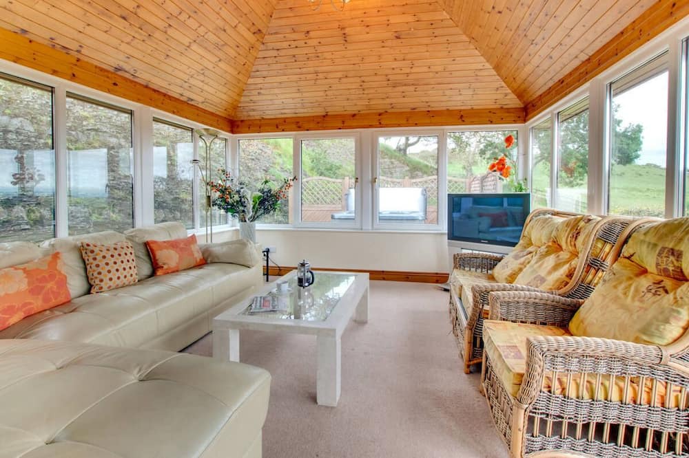 Photo of Livingroom in Aberystwyth