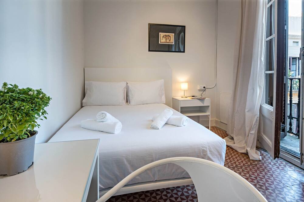 Photo of Bedroom in Gothic Quarter