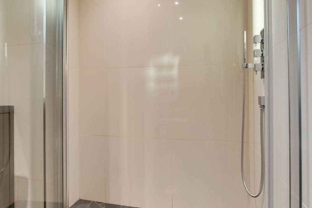 Photo of Bathroom in Bow Street