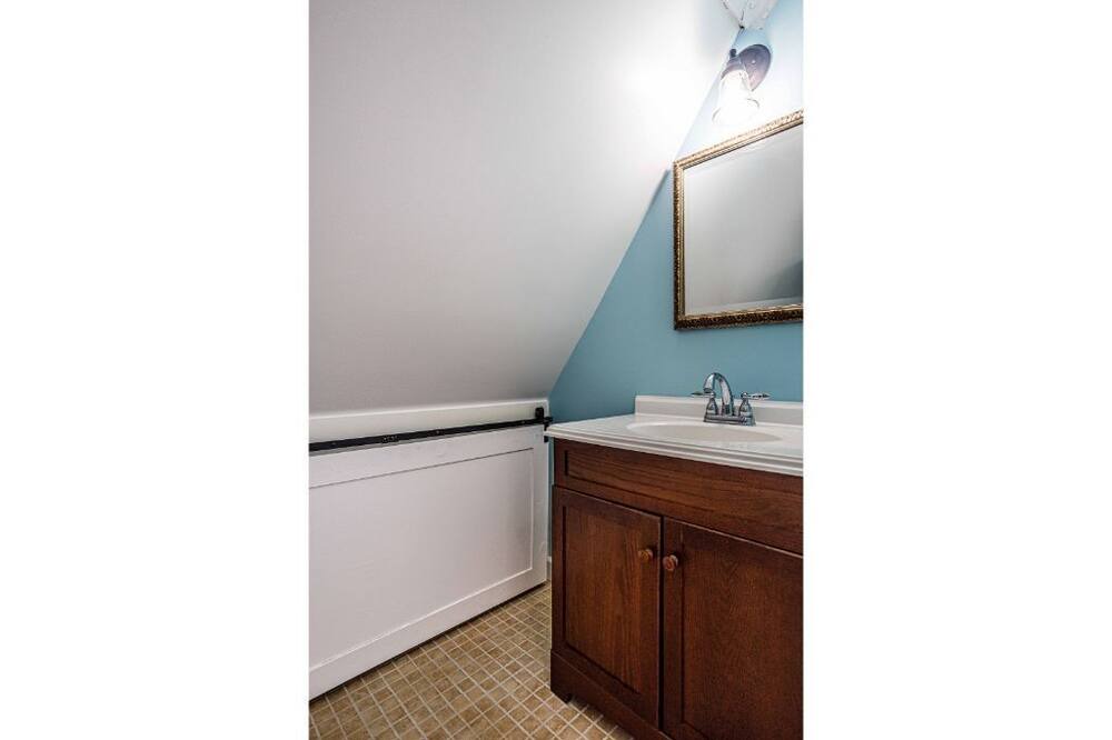 Photo of Bedroom in Skaneateles