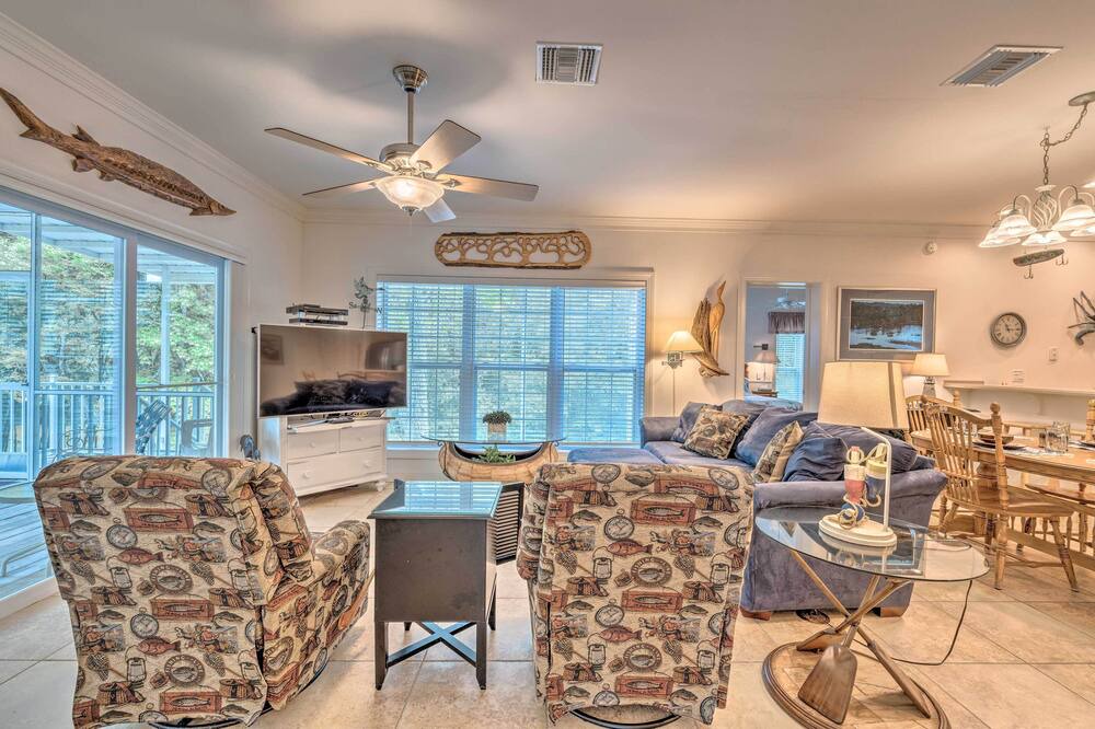 Photo of Livingroom in Bell