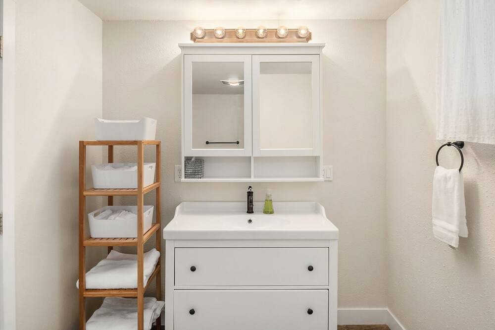 Photo of Bathroom in Carnation