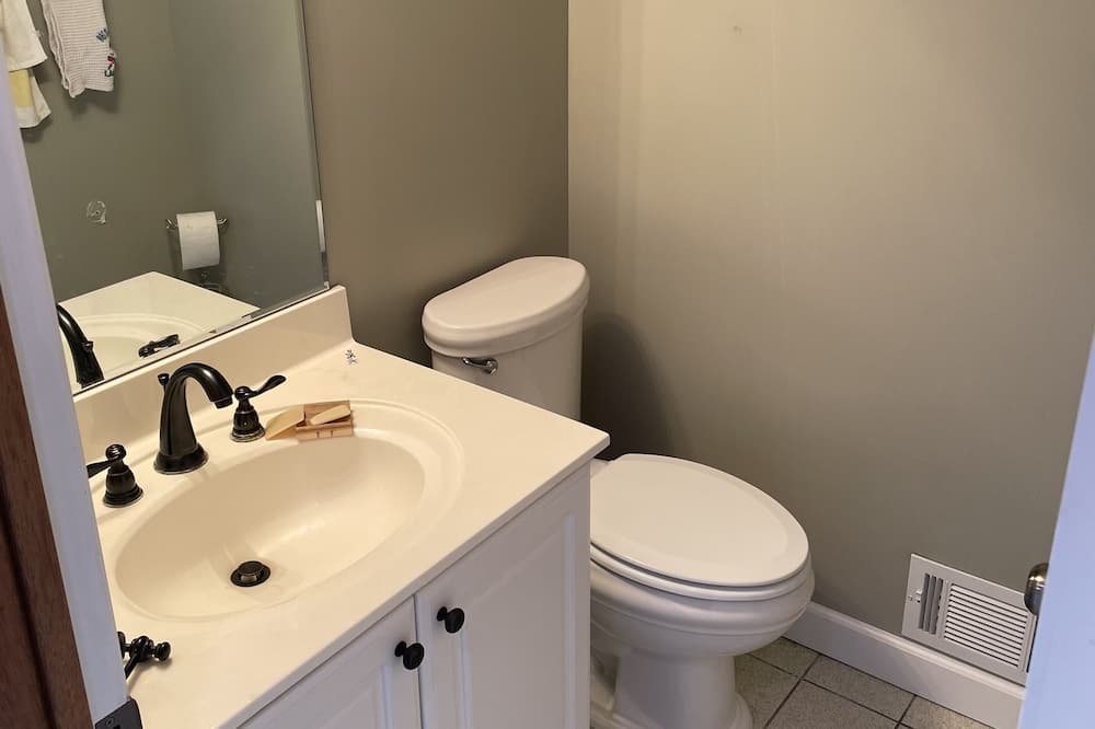 Photo of Bathroom in Sylvania