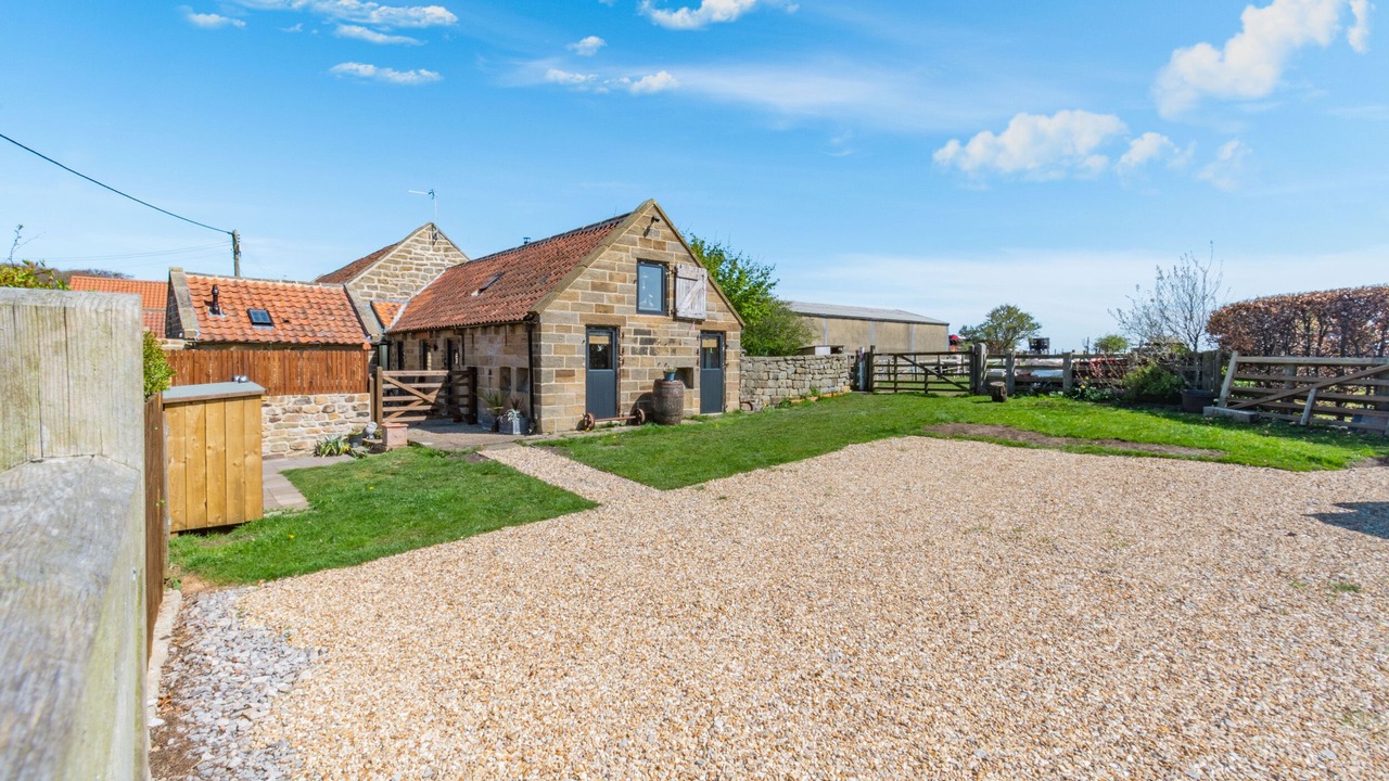 Photo of Outdoor in Egton