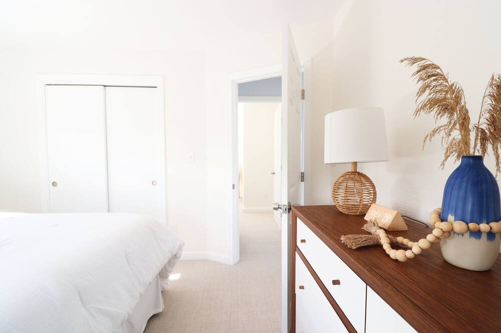 Photo of Bedroom in Newburyport