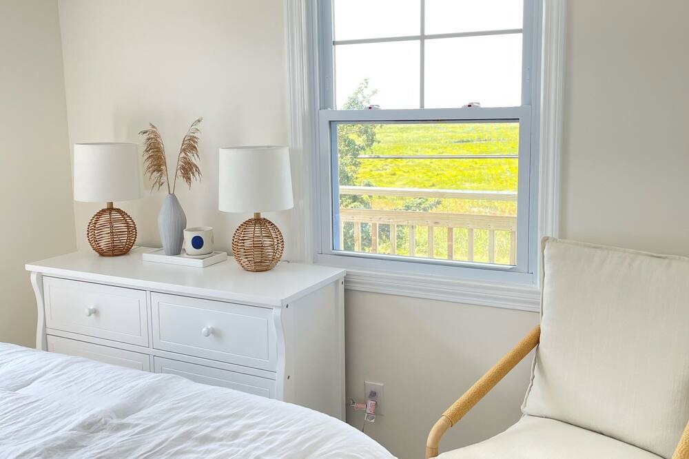 Photo of Bedroom in Newburyport