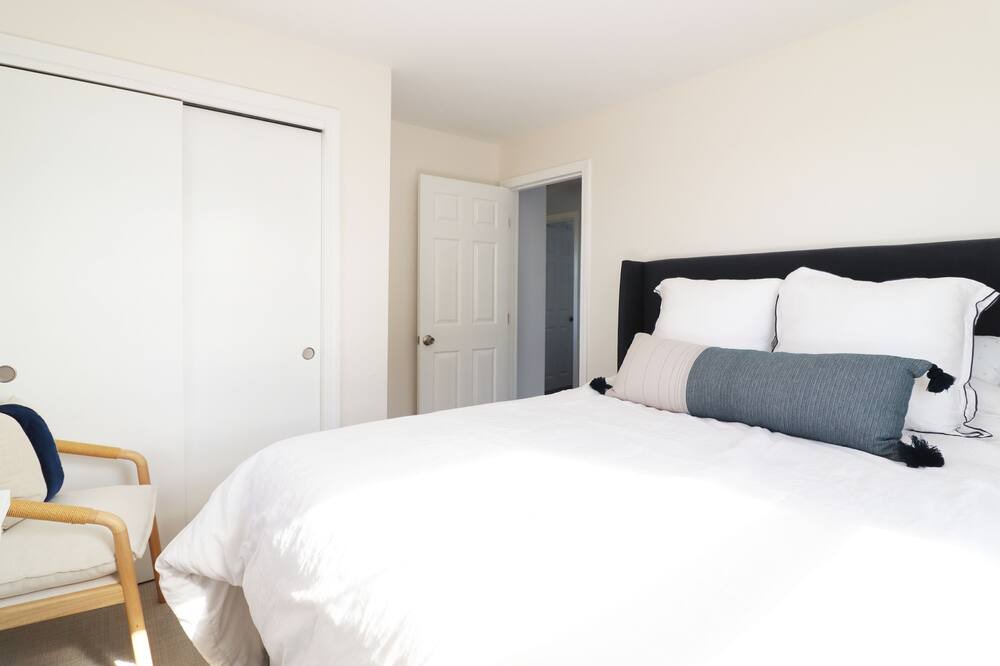 Photo of Bedroom in Newburyport