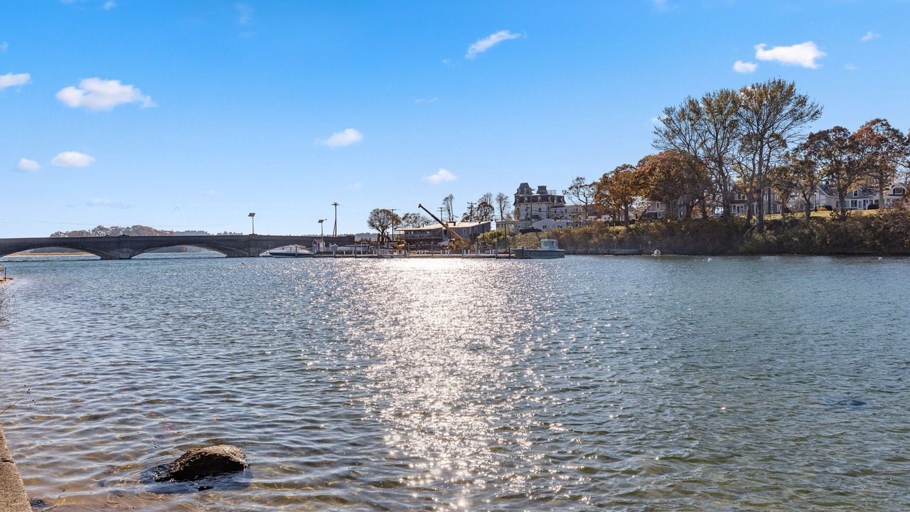 Photo of Others in Onset